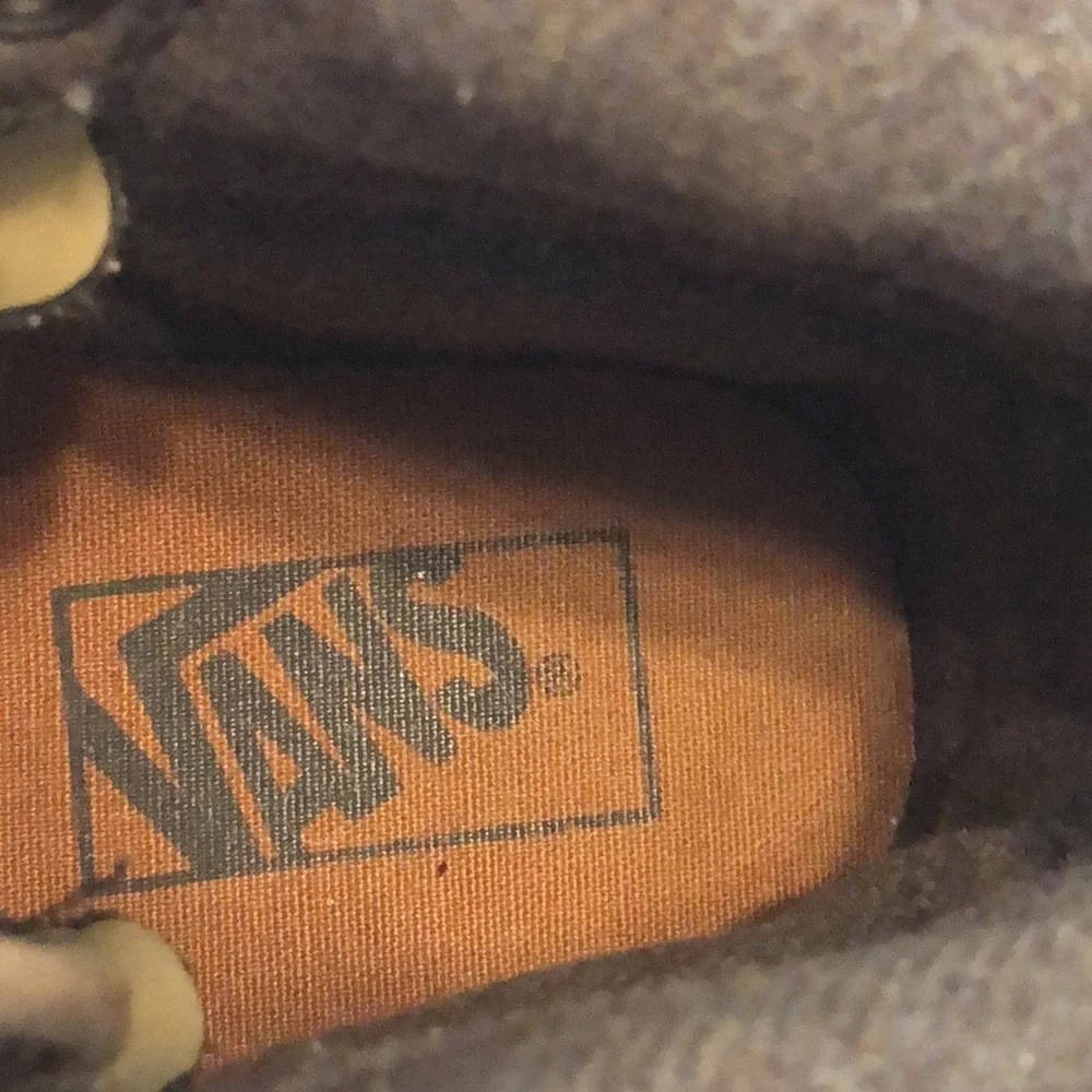 Vans Off the Wall SK8-Hi MTE Waterproof Insulated Shoe in Canvas.
